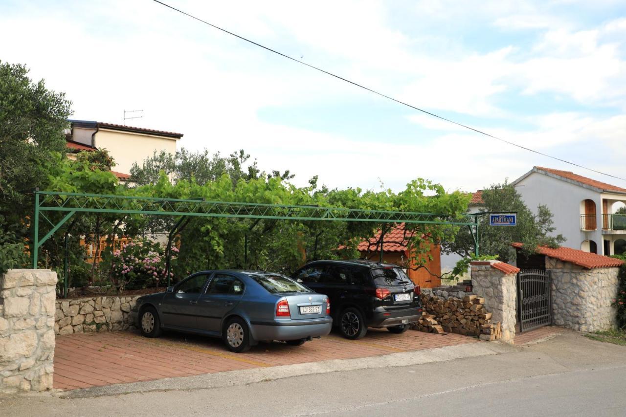 Sarlija Pakostane